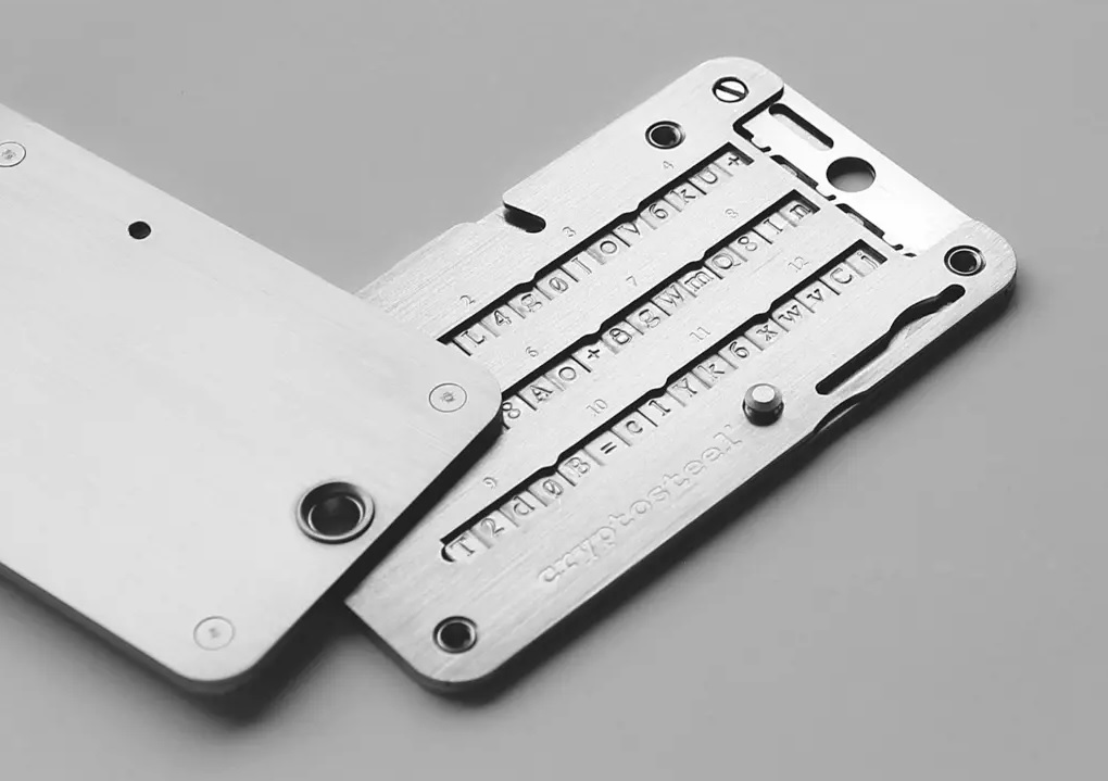 Cryptosteel Cassette Solo